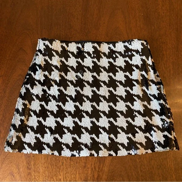 ZARA Black White Sequin Houndstooth Mini Skirt